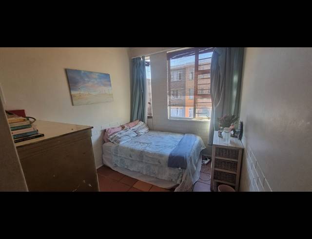 2 BEDROOM FLAT FOR SALE IN GLENWOOD